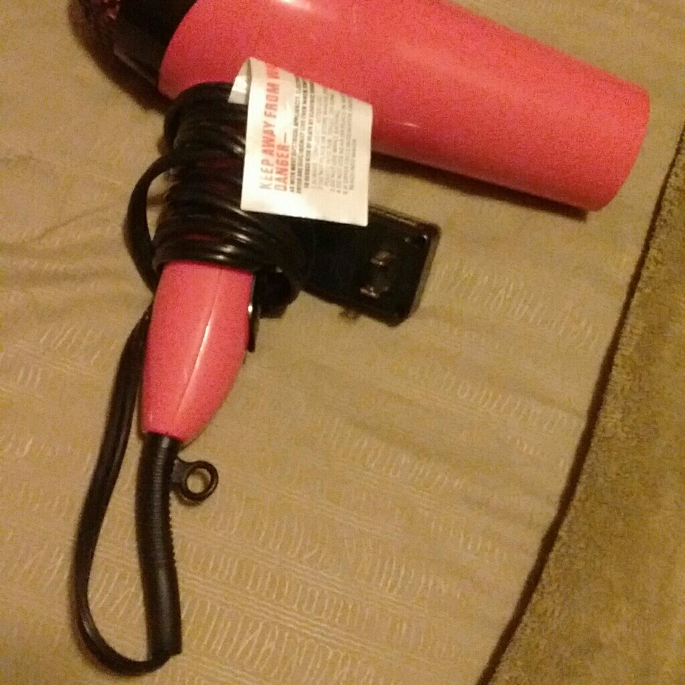 Hair dryer